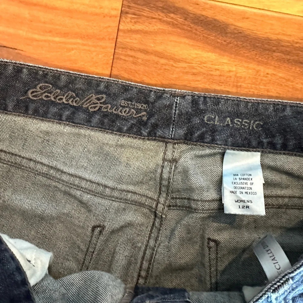 Eddie Bauer Classic Bootcut Denim Jeans size 12 - Picture 4 of 4